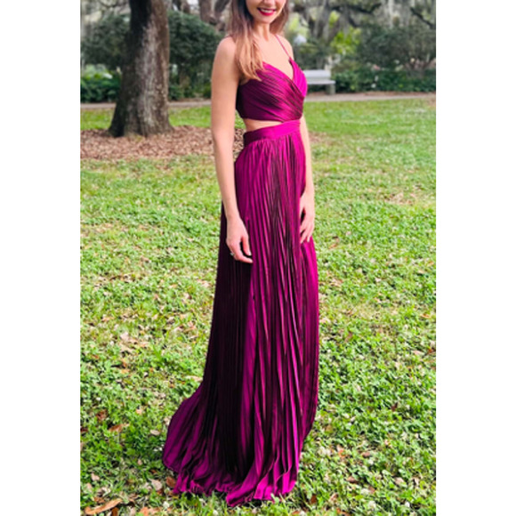 Lulus Pleated Cutout Wine Red Got the Glam Maxi Dress Size M - Picture 12 of 12